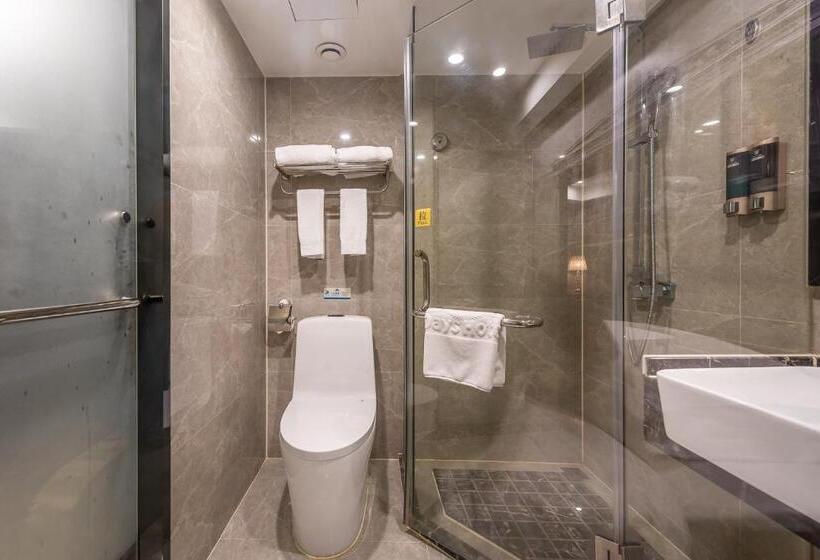 Days Hotel Yishun Guilin