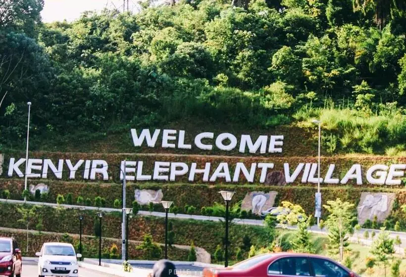 Anggerik Impian Hotel  Best For Travellers At Kuala Berang