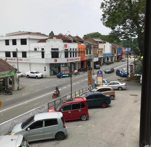 فندق Dan Restoran Seri Kangsar