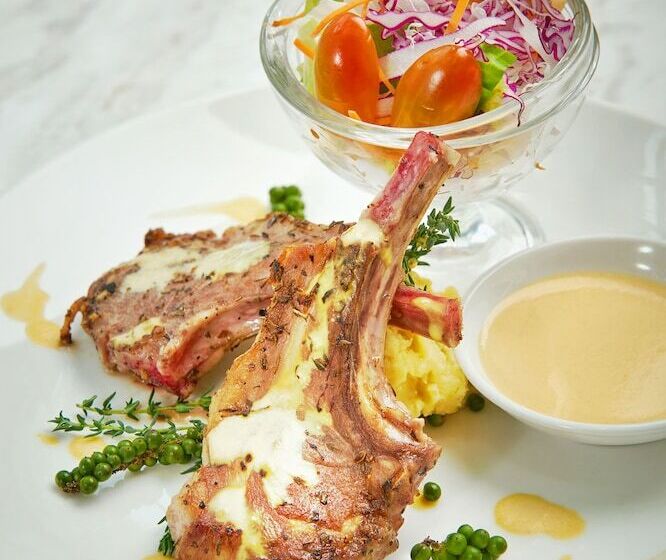 هتل Manoir Des Arts