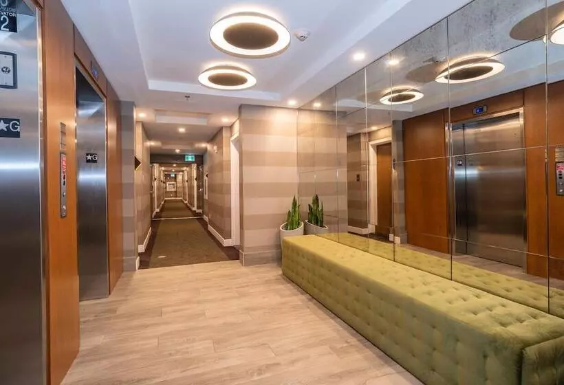 Sandman Hotel Hamilton