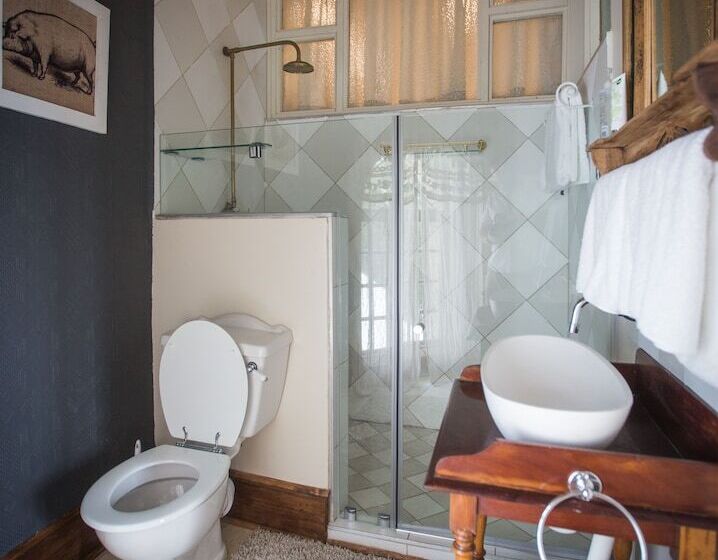 هتل Schoon Huis Manor