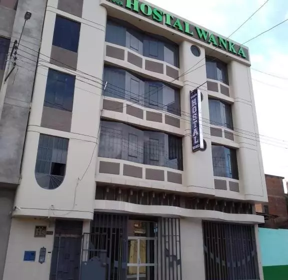 هتل Tour Hostal Wanka