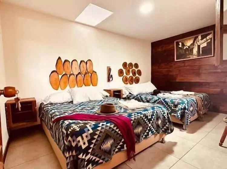 Intiluna Hostel