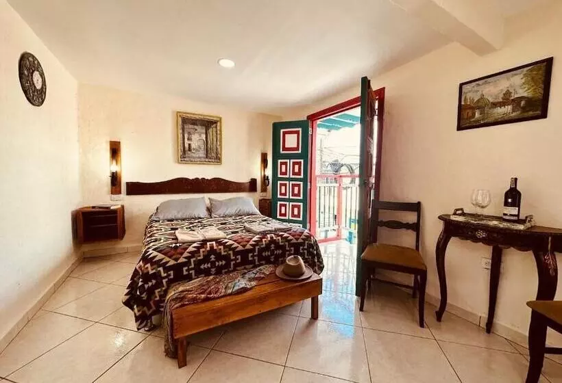 Intiluna Hostel