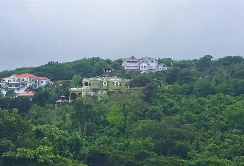 Bailey's Bed And Breakfast