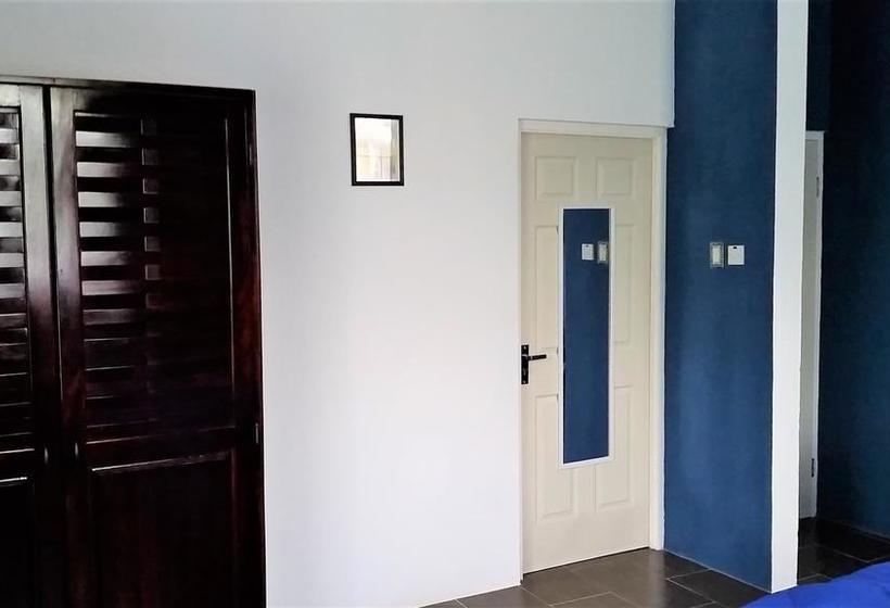 Bailey's Bed And Breakfast