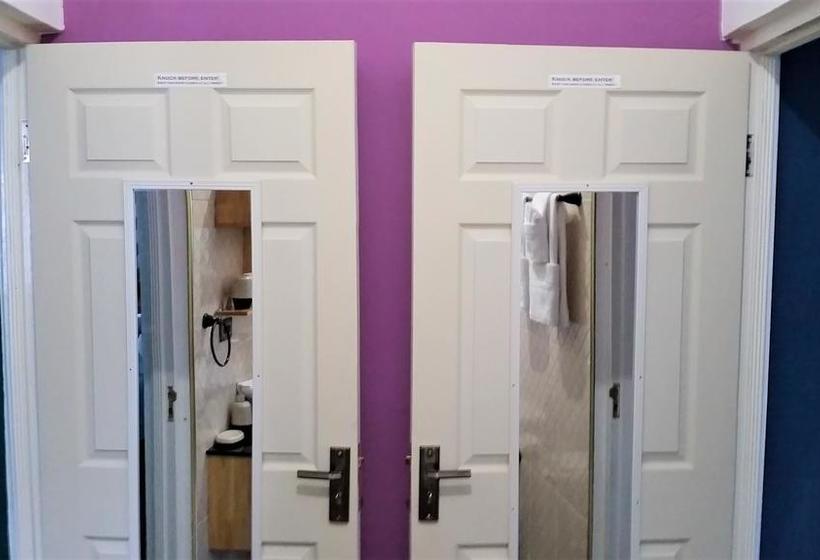 Bailey's Bed And Breakfast