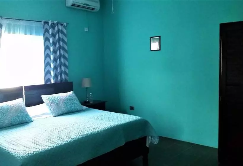 Bailey's Bed And Breakfast