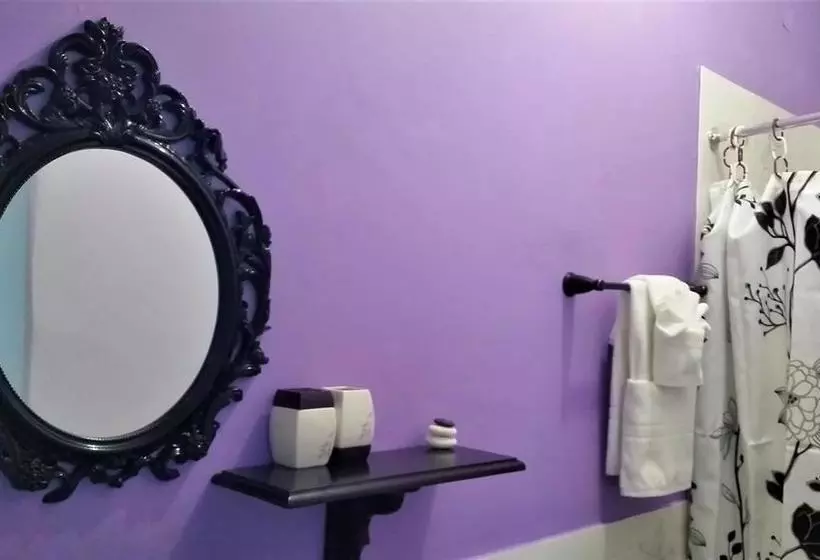 Bailey's Bed And Breakfast