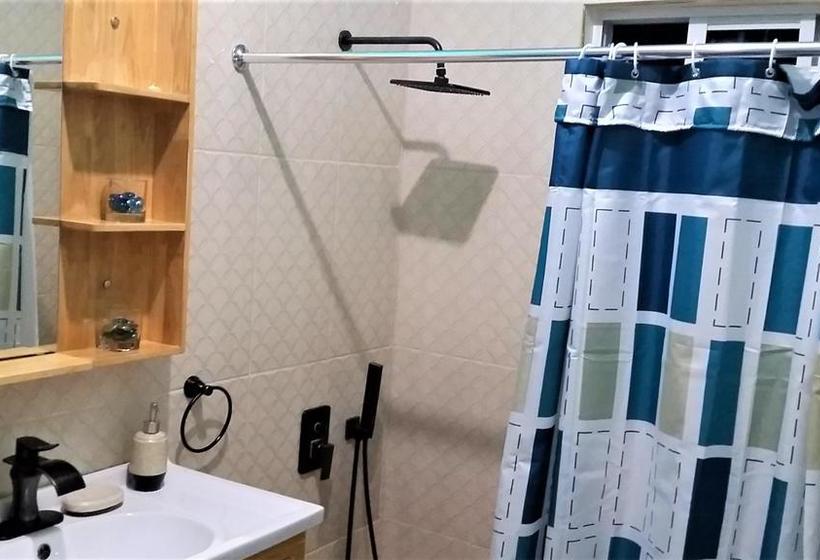 Bailey's Bed And Breakfast