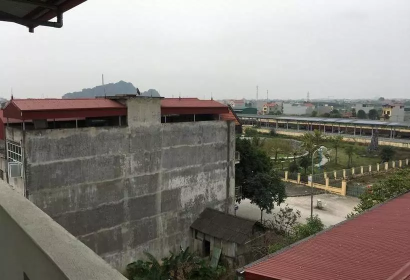 تختخواب و صبحانه Phuong Linh
