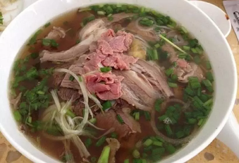 تختخواب و صبحانه Phuong Linh