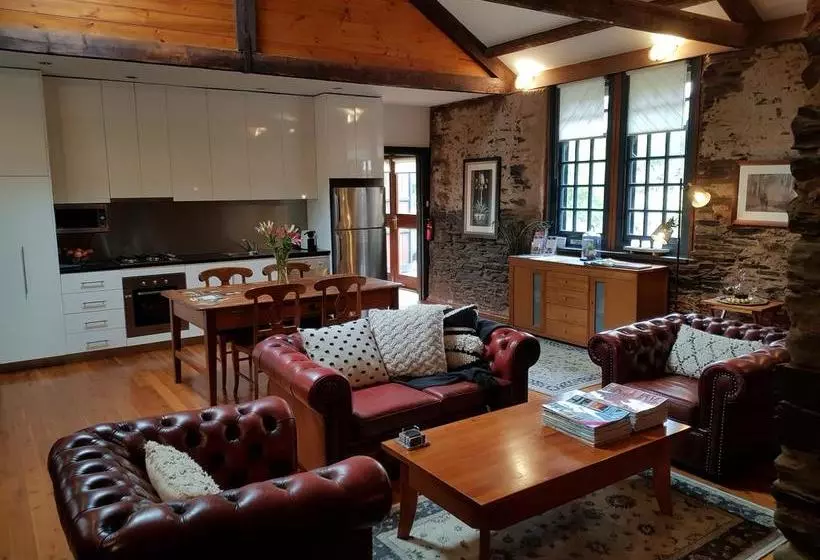 ベッドアンドブレックファースト William Hunt S Retreat  Redwood Studio