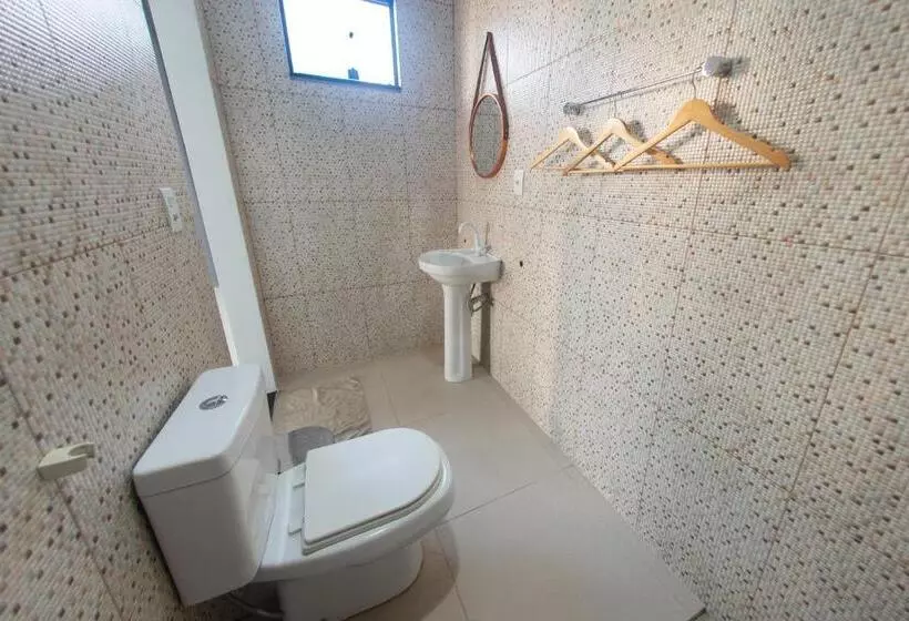 Hostel Caçari