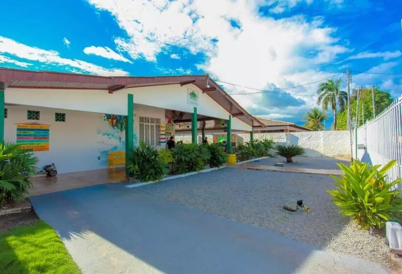 Hostel Caçari