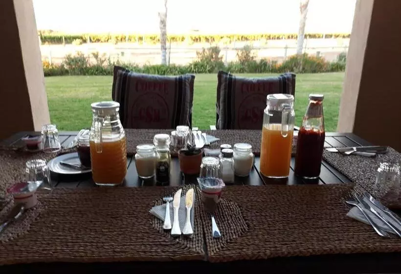 Hotelli Augrabies De Oude Stoor Guesthouse