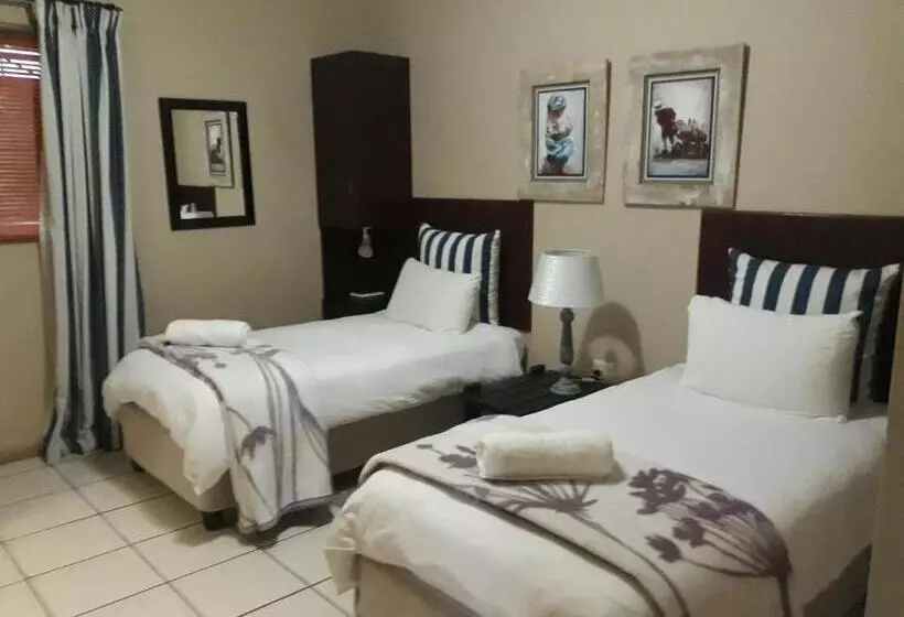 Hotelli Augrabies De Oude Stoor Guesthouse