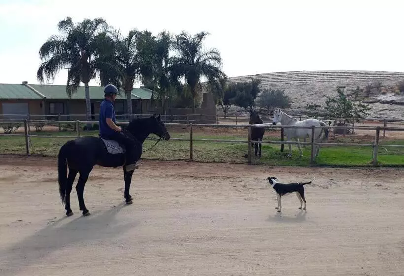 Hotelli Augrabies De Oude Stoor Guesthouse