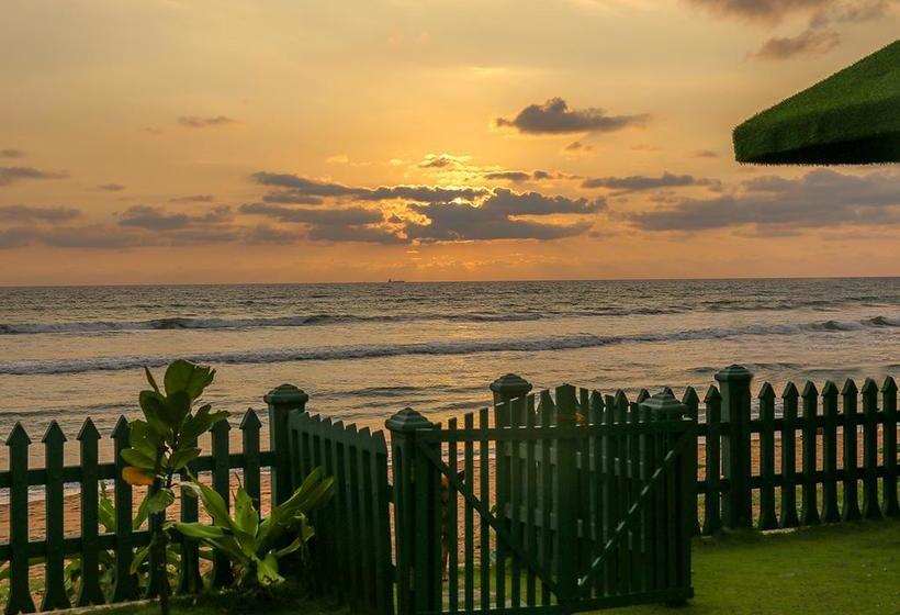 בית מלון כפרי Clive Garden Beach