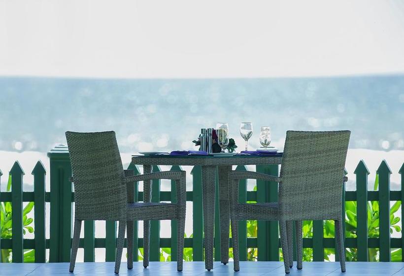 בית מלון כפרי Clive Garden Beach