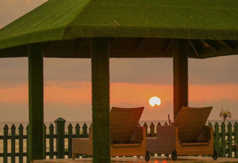 בית מלון כפרי Clive Garden Beach