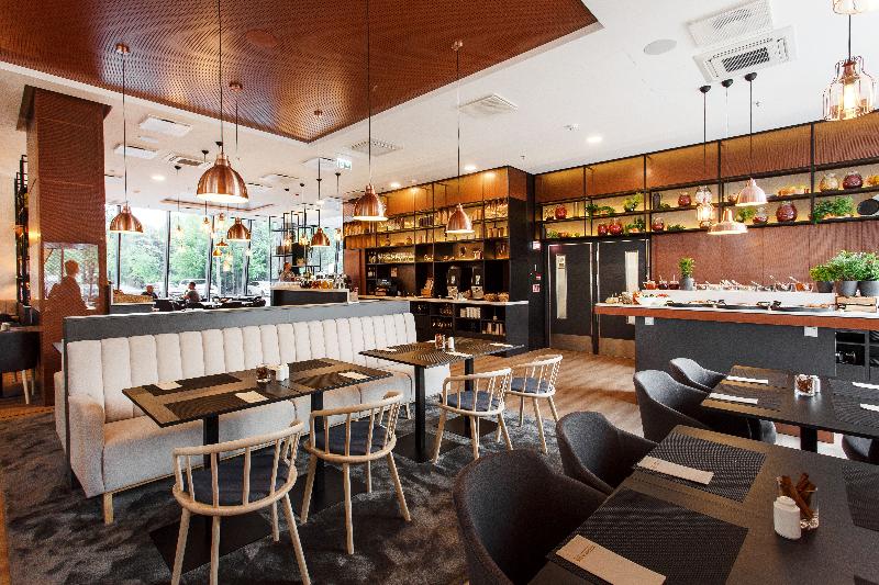 هتل Courtyard By Marriott Vilnius City Center