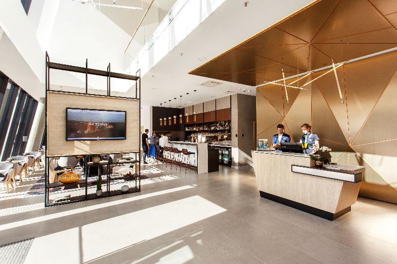 هتل Courtyard By Marriott Vilnius City Center