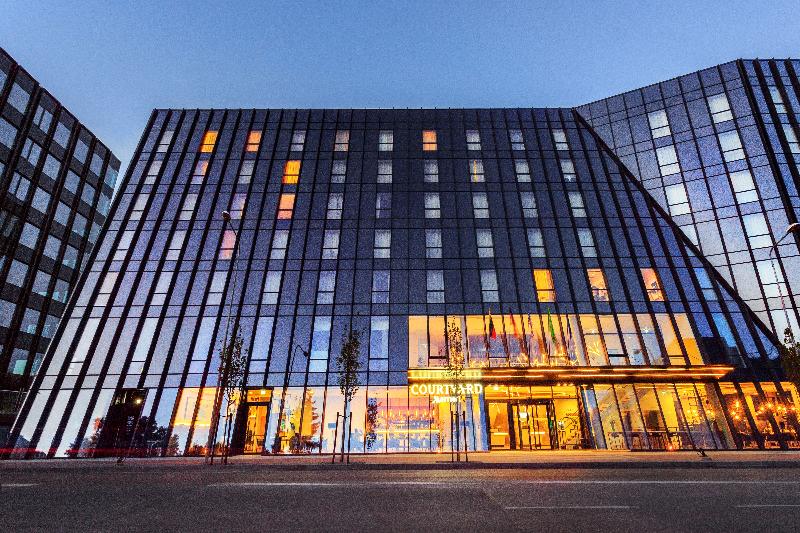 هتل Courtyard By Marriott Vilnius City Center
