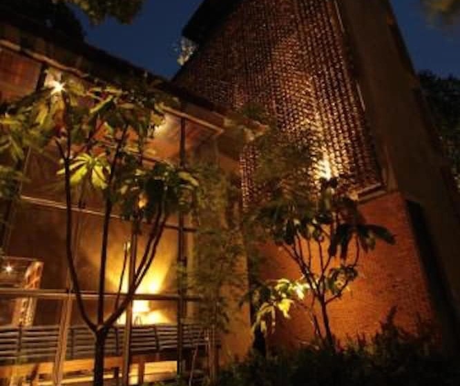 فندق Inchantreedoopool