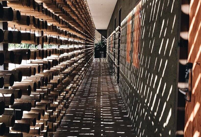 فندق Inchantreedoopool