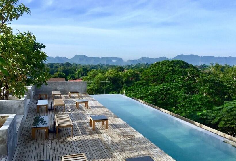 فندق Inchantreedoopool