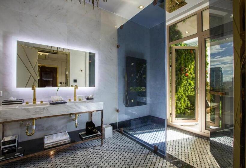 O:lv Fifty Five Hotel Adults Only