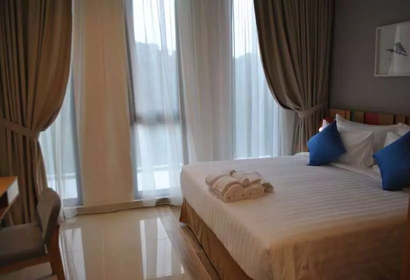 ホテル Ramada By Wyndham Meridin Johor Bahru