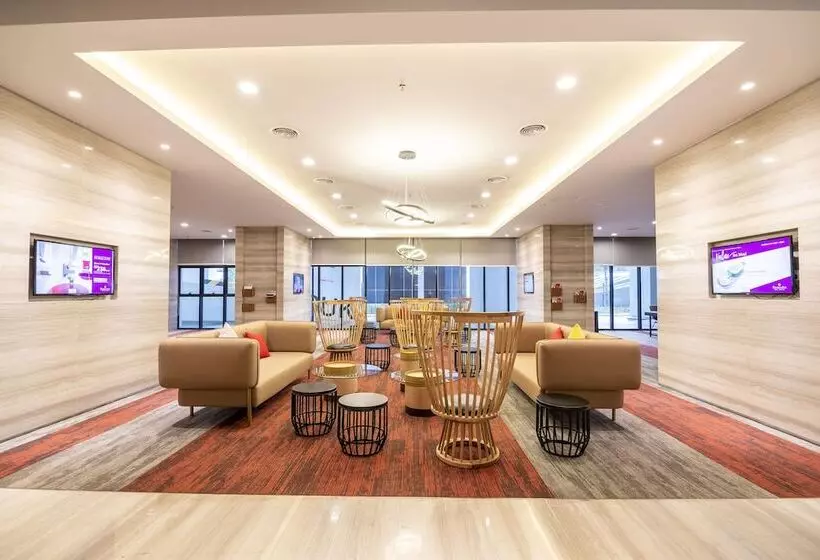 ホテル Ramada By Wyndham Meridin Johor Bahru
