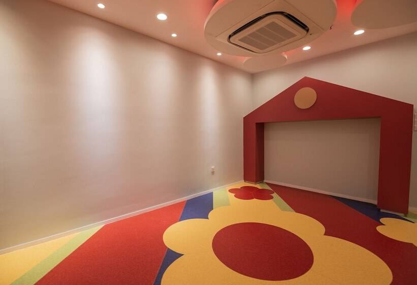 Szálloda Ramada By Wyndham Meridin Johor Bahru