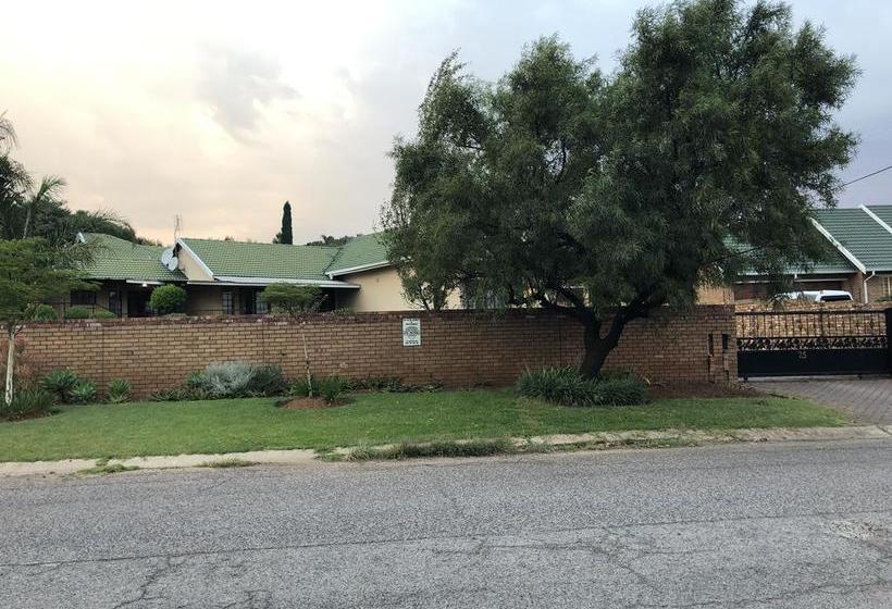 בית מלון כפרי Sunrise Boutique