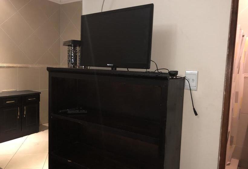 בית מלון כפרי Sunrise Boutique