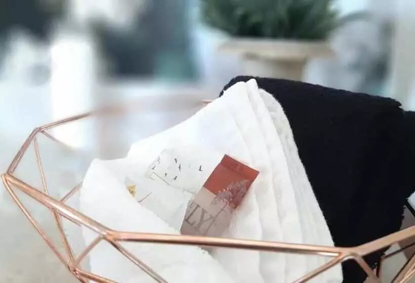 Stonewater Manor B&b