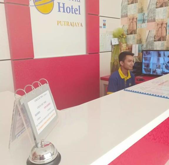 فندق Zamburger Putrajaya