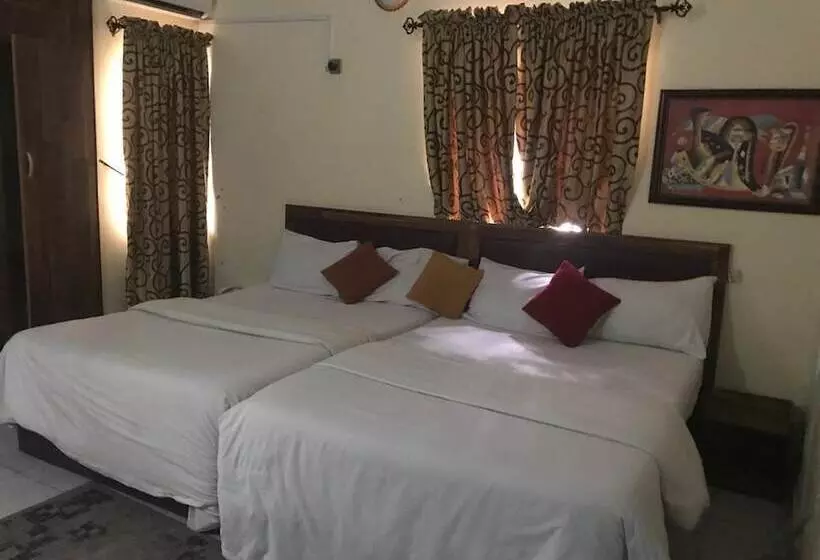 هتل City Travels Inn