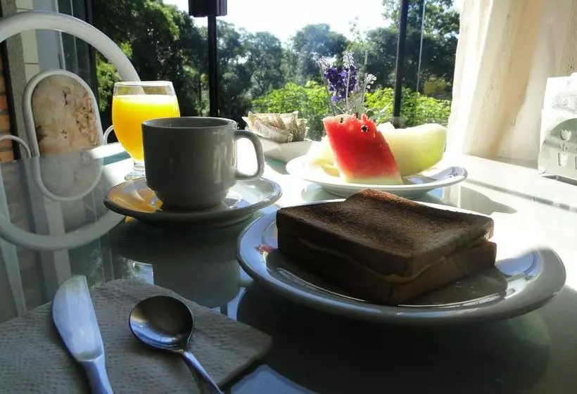 Hotelli Colina Verde