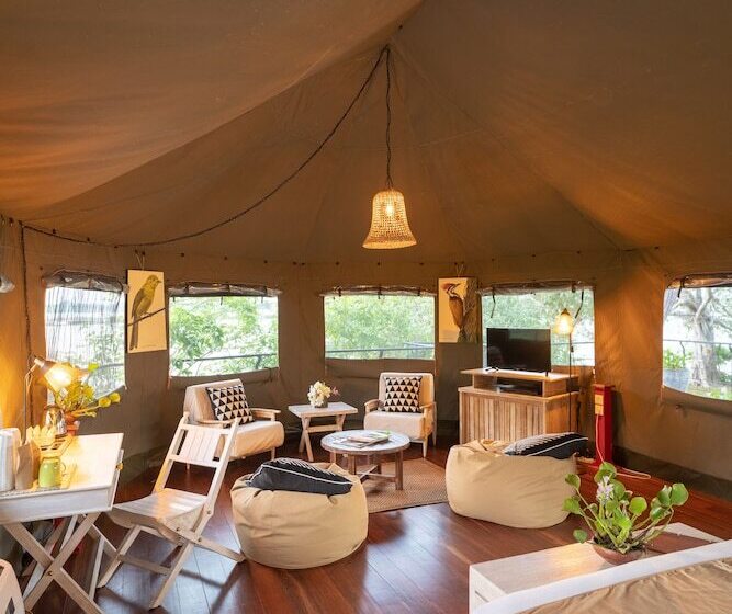 هتل Flameback Eco Lodge