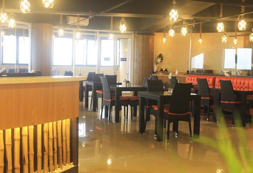 فندق Kyriad Metro Kebayoran