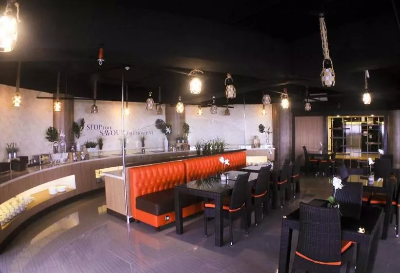 ホテル Kyriad Metro Kebayoran