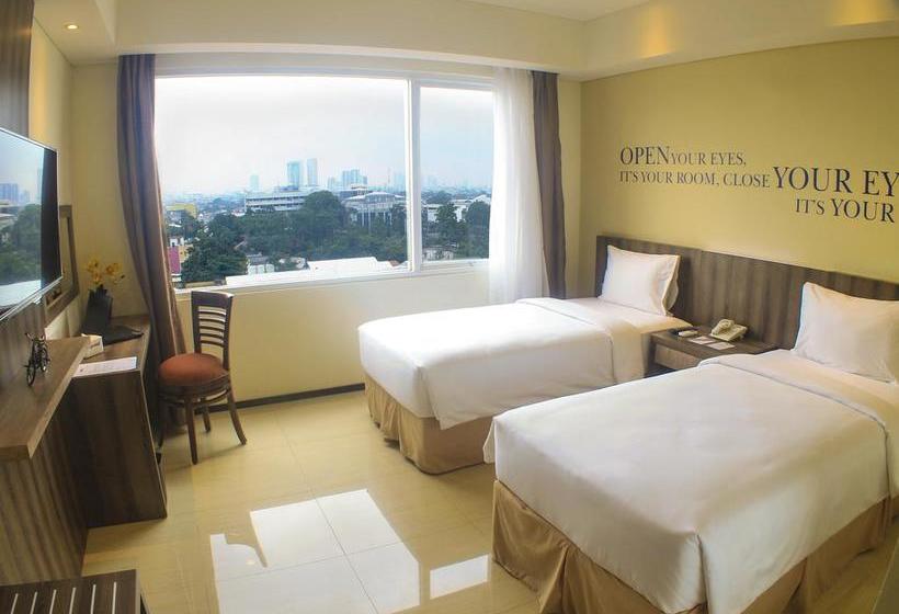 فندق Kyriad Metro Kebayoran