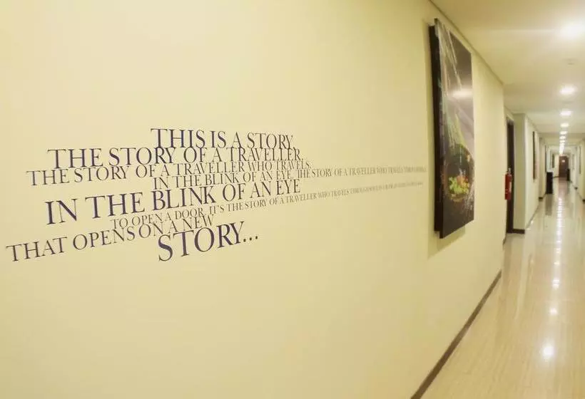 ホテル Kyriad Metro Kebayoran