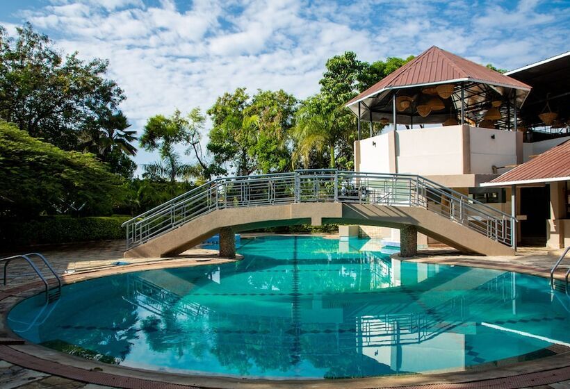 هتل St Johns Manor