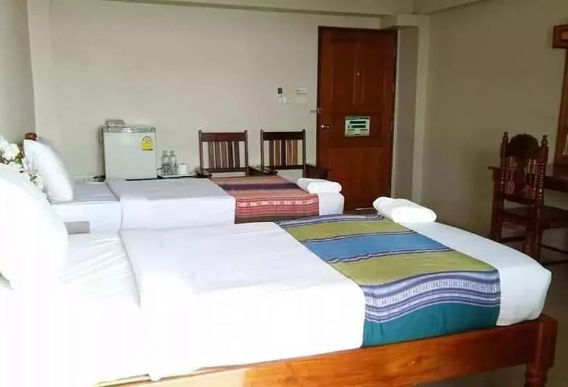 ホテル Submukda Grand