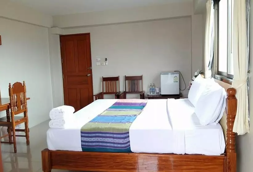 ホテル Submukda Grand